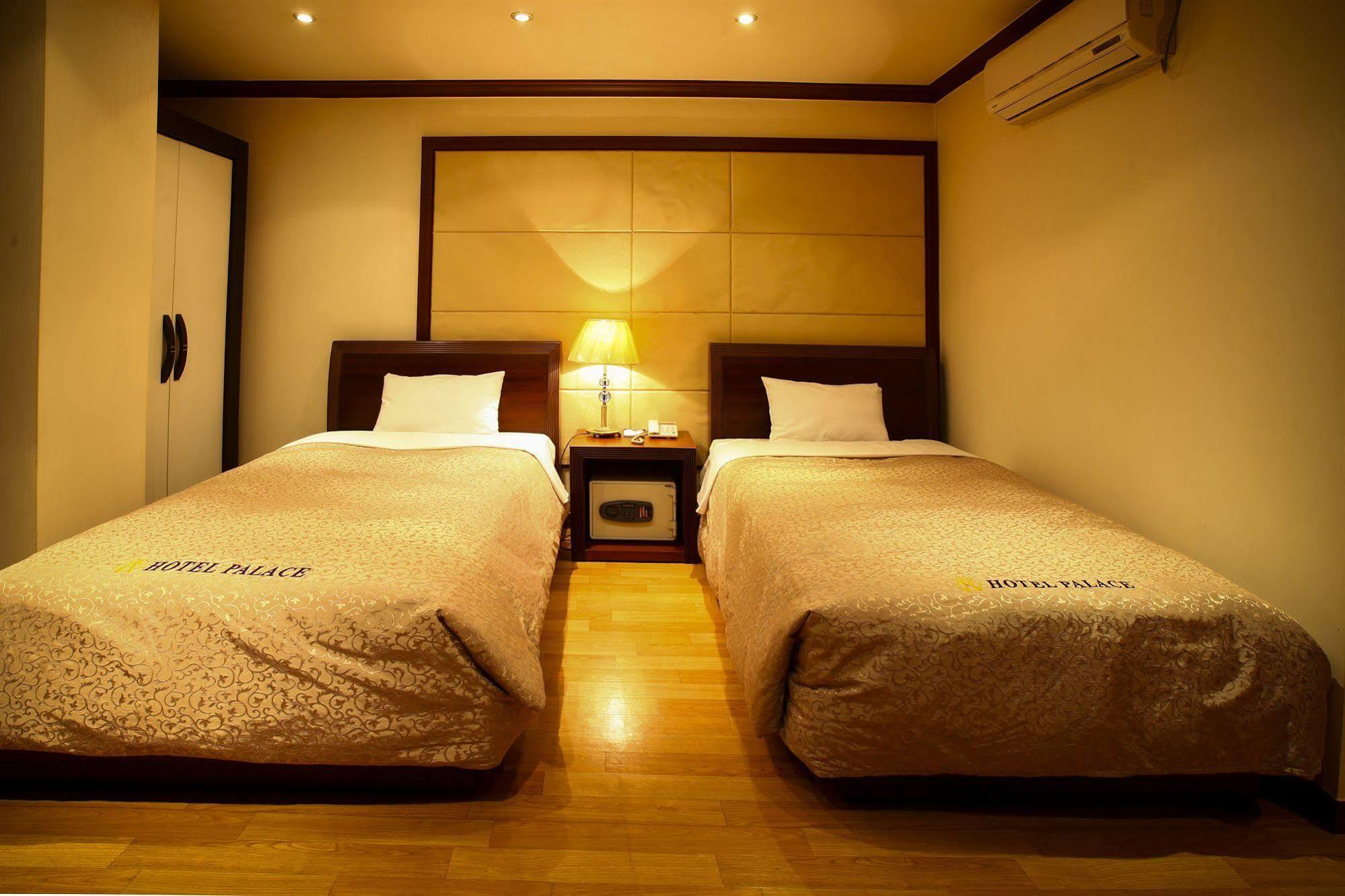 Namdaemun Palace Hotel Seoul Bagian luar foto