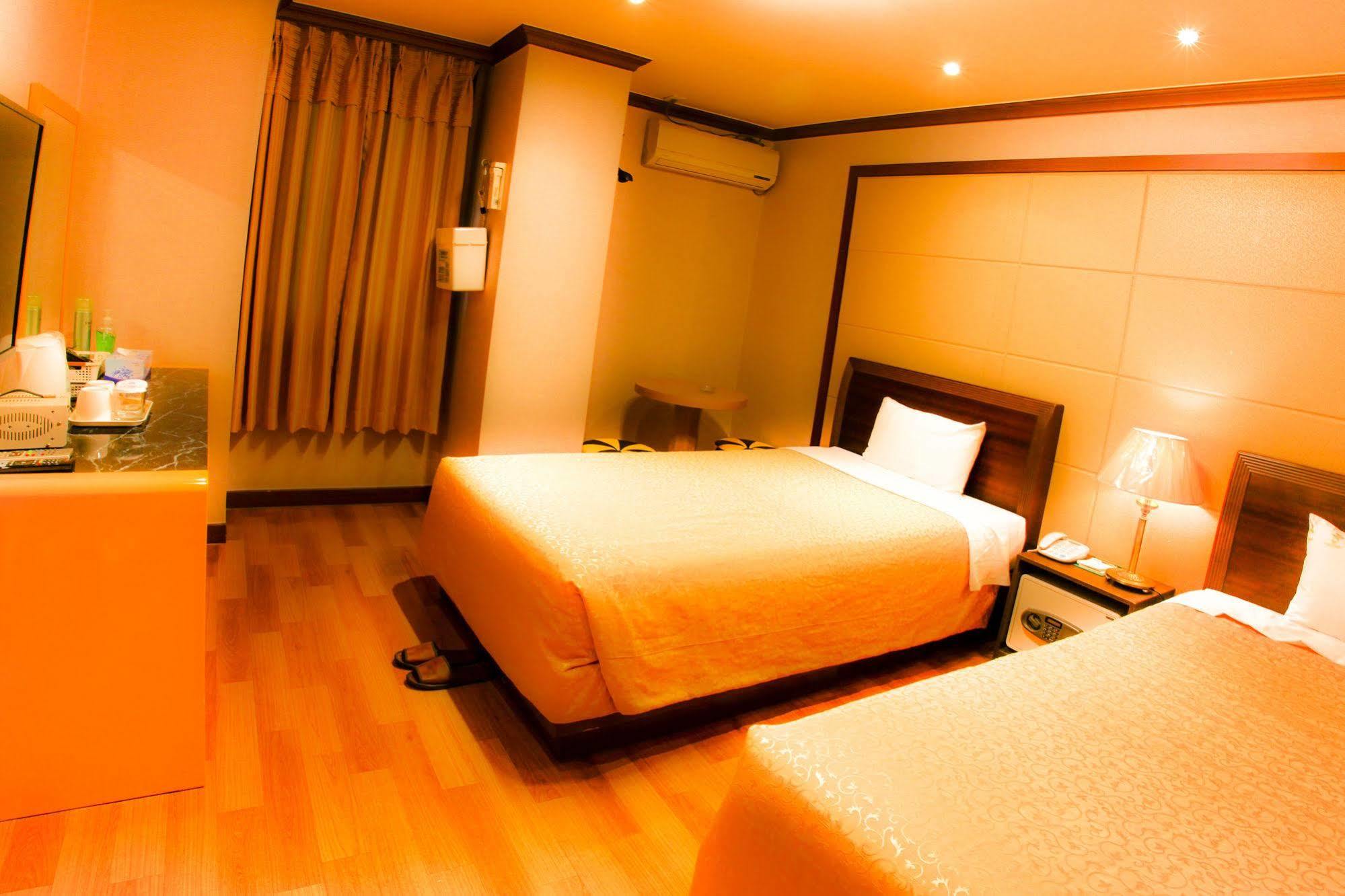Namdaemun Palace Hotel Seoul Bagian luar foto